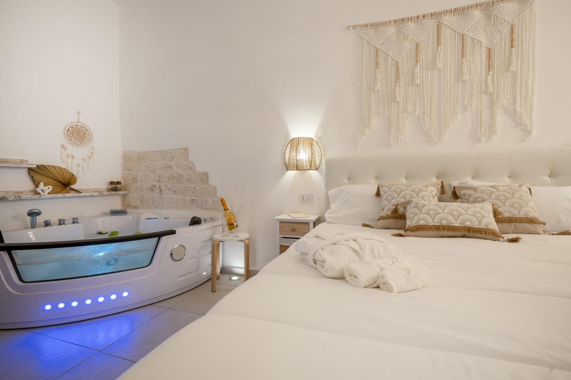 Dimora Giulia Luxury Suite And Room Castellana Grotte Bagian luar foto