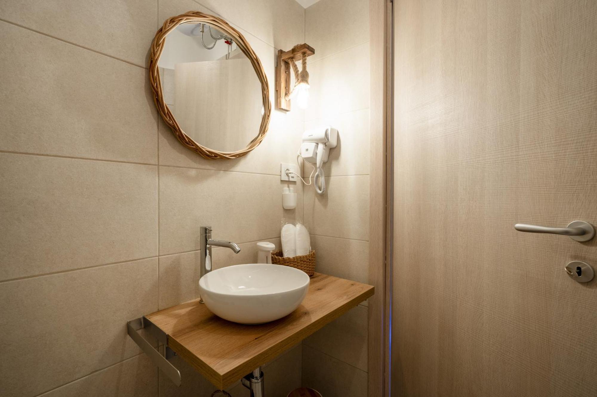 Dimora Giulia Luxury Suite And Room Castellana Grotte Bagian luar foto