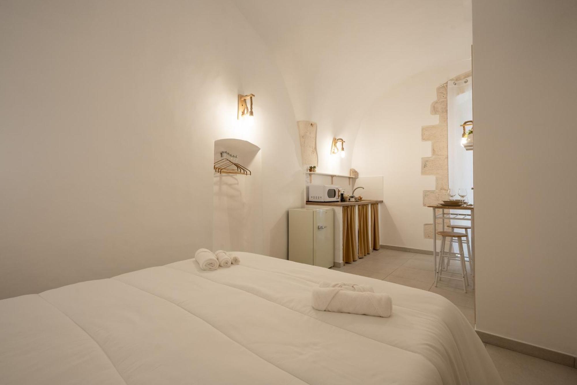 Dimora Giulia Luxury Suite And Room Castellana Grotte Bagian luar foto